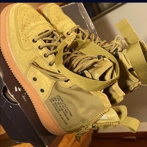 Nike SF AF1 MID (GS)